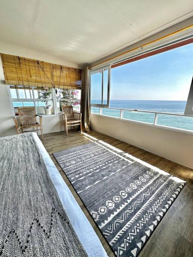 Beach Front Villa , All Mare 2 Улувату Экстерьер фото