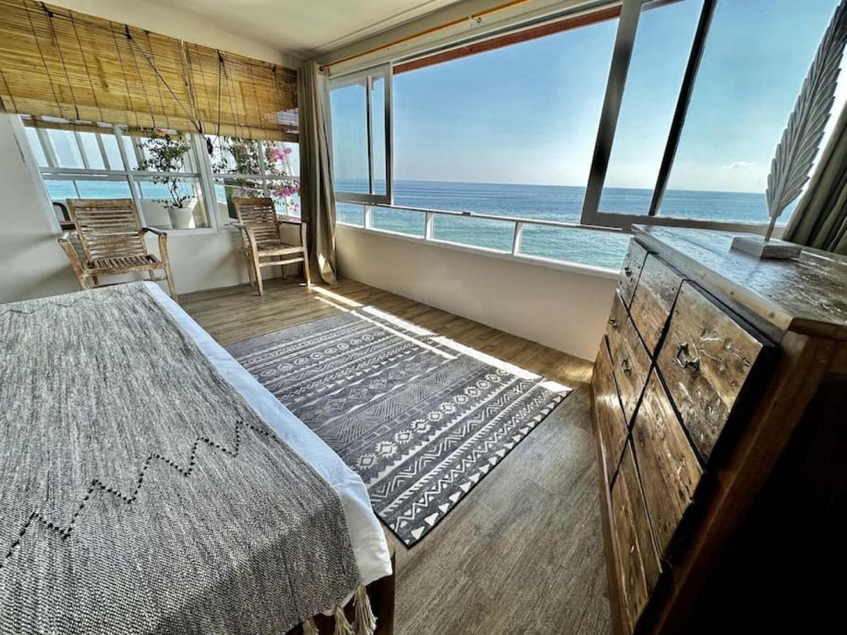 Beach Front Villa , All Mare 2 Улувату Экстерьер фото