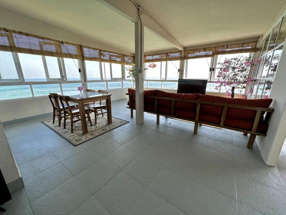 Beach Front Villa , All Mare 2 Улувату Экстерьер фото